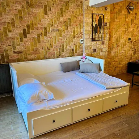 Apartment Petrino Stone Haven With Panoramic Bridge View